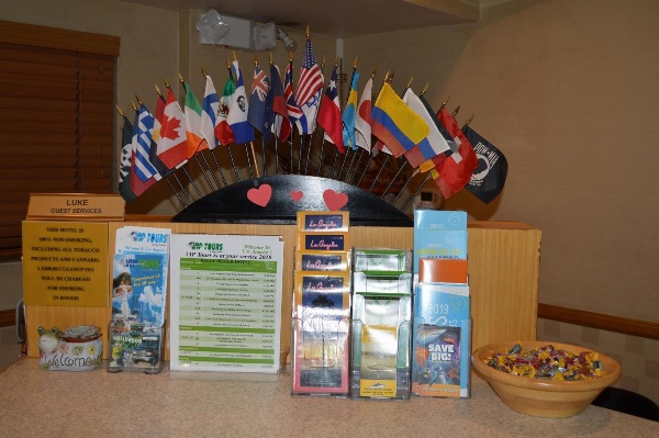 Jolly Roger Hotel image 5